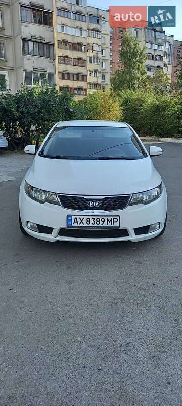 2011 kia cerato