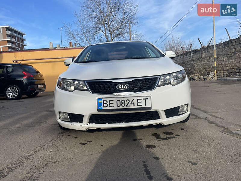 2011 kia cerato