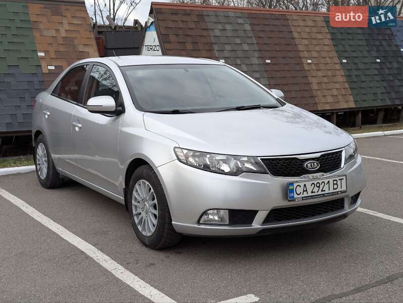 2012 kia cerato
