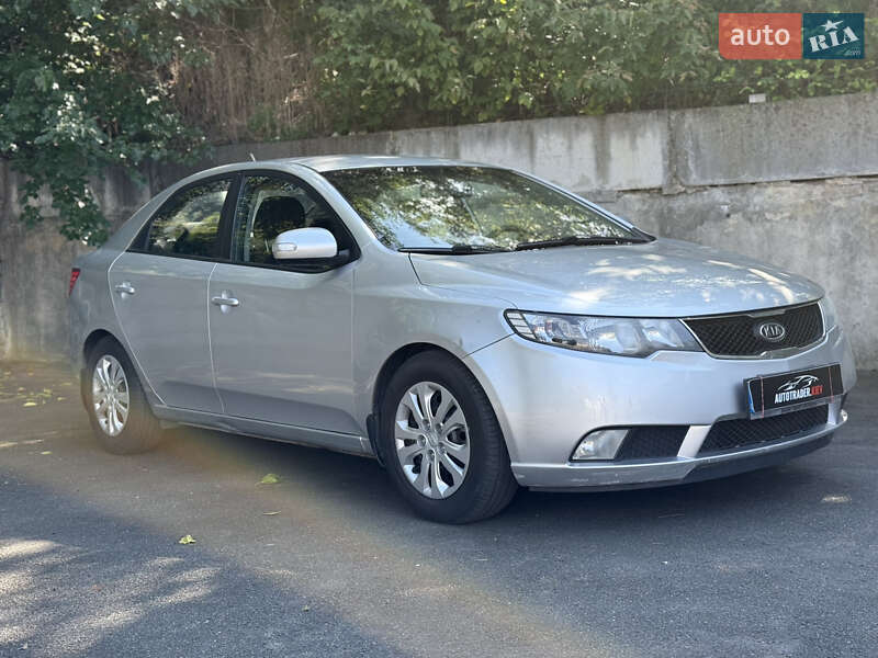 2009 kia cerato