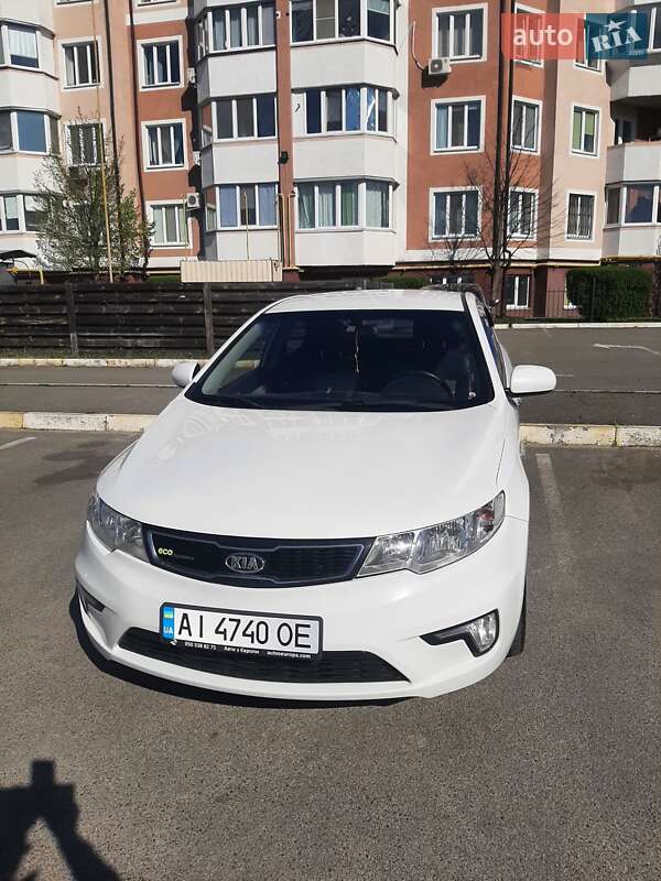 2010 kia forte