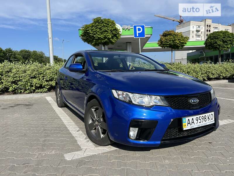 2011 kia cerato koup