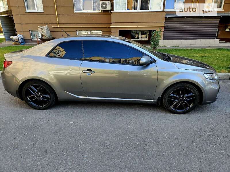 2012 kia cerato
