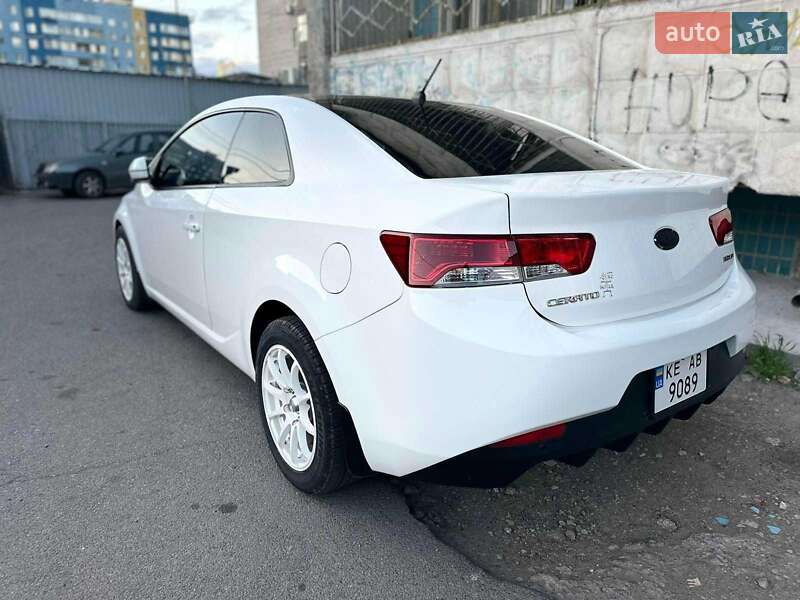 2012 kia cerato