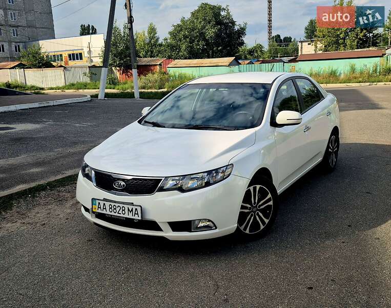 2012 kia cerato