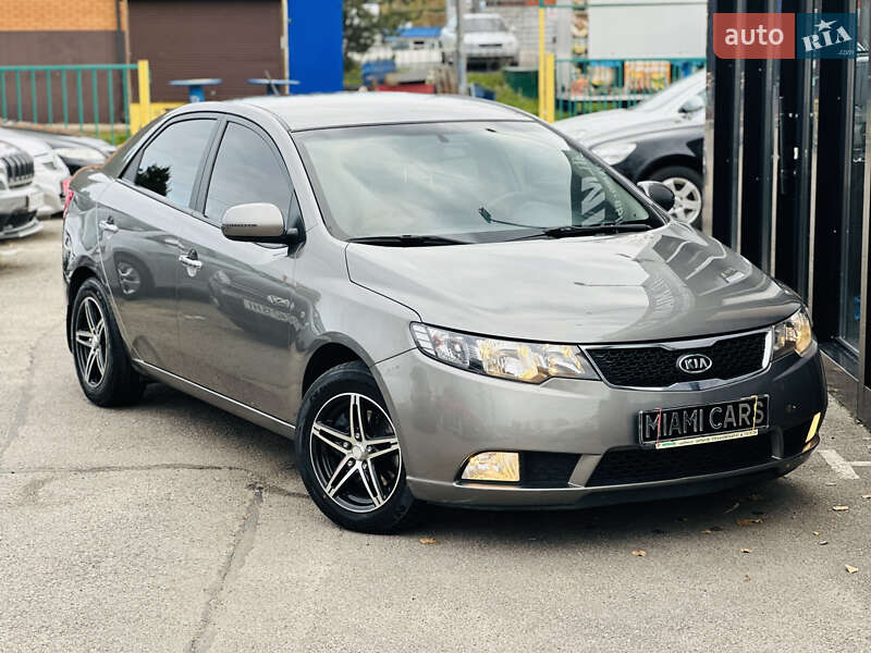 2011 kia cerato