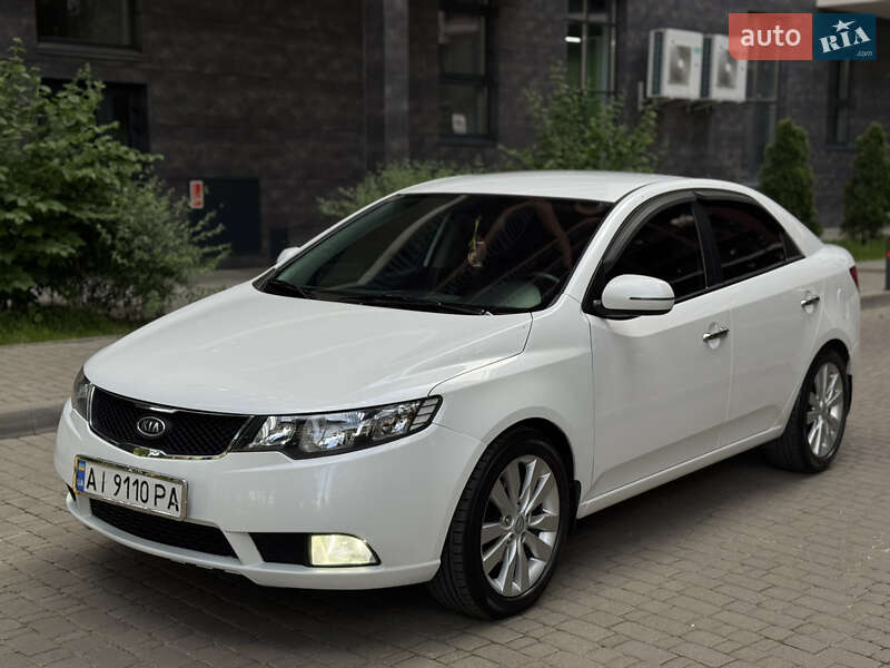 2011 kia cerato