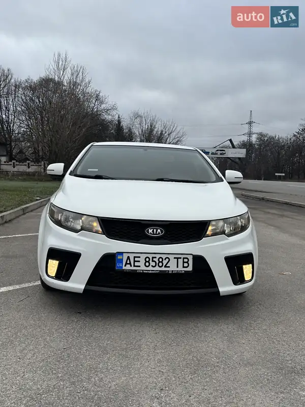2011 kia cerato