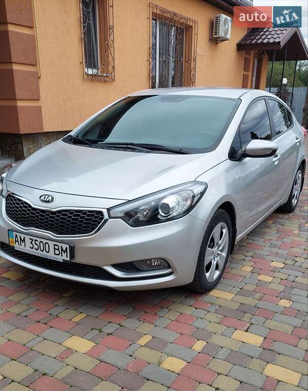 2013 kia cerato