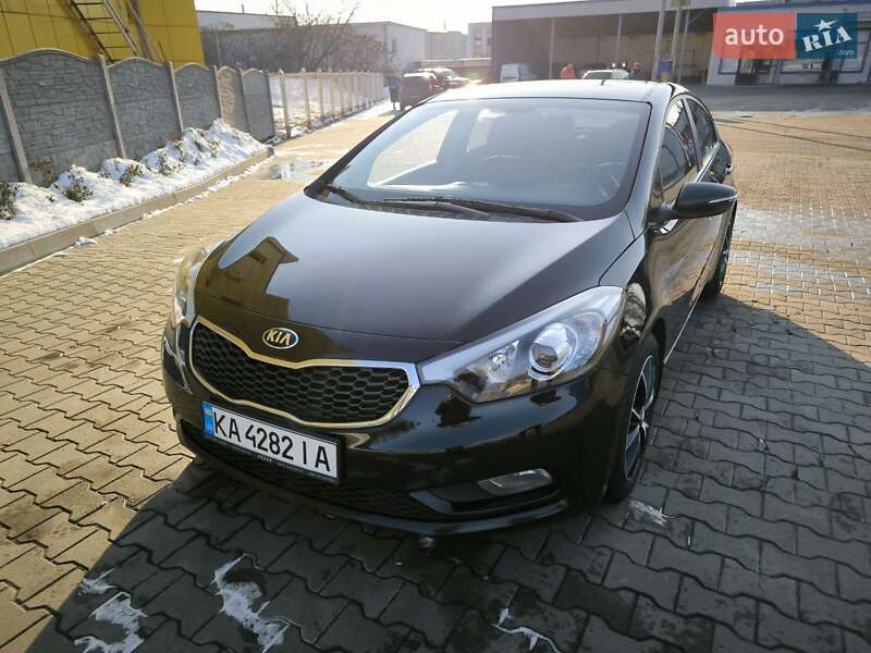 2012 kia cerato