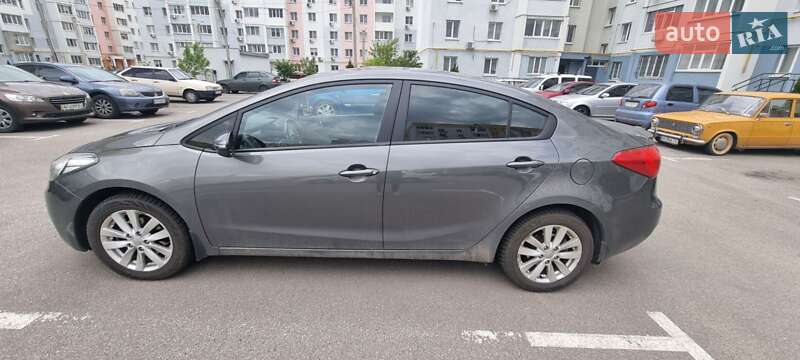 2013 kia cerato