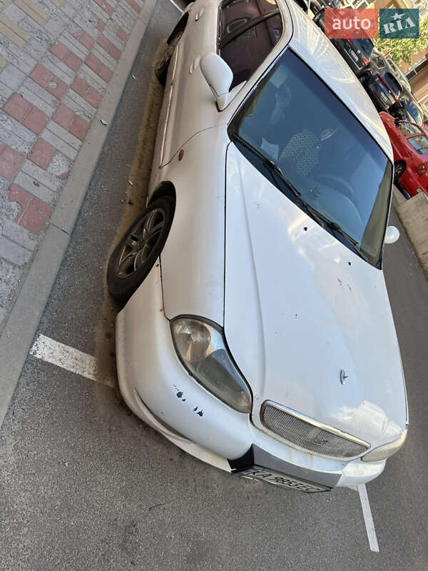 1999 kia clarus
