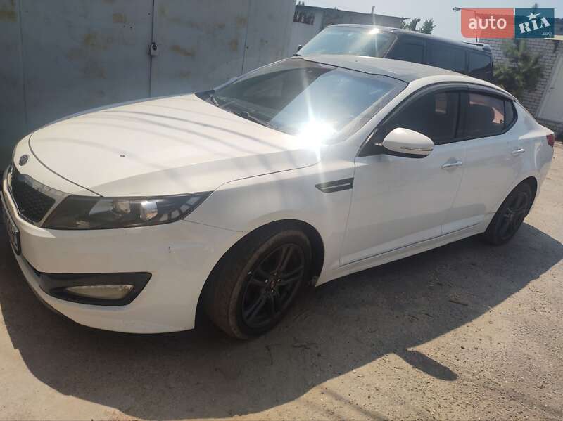 2010 kia k5