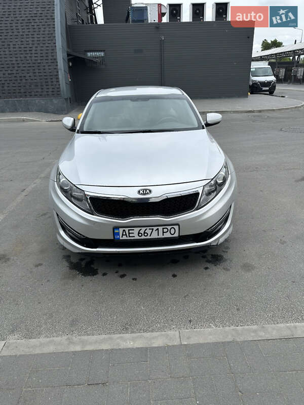 2010 kia k5