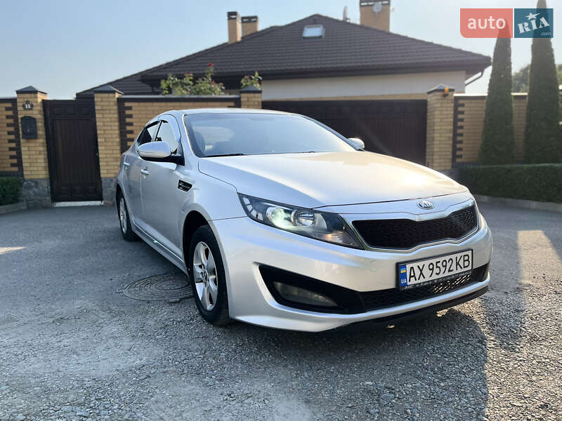 2012 kia k5