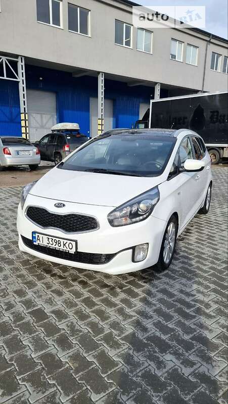 2013 kia carens