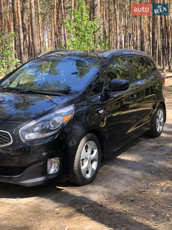 2013 kia rondo