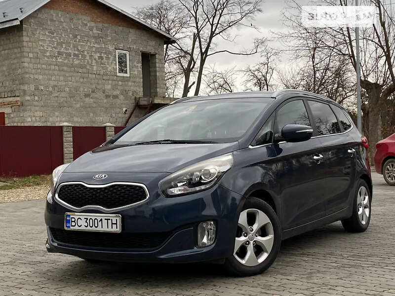 2014 kia carens