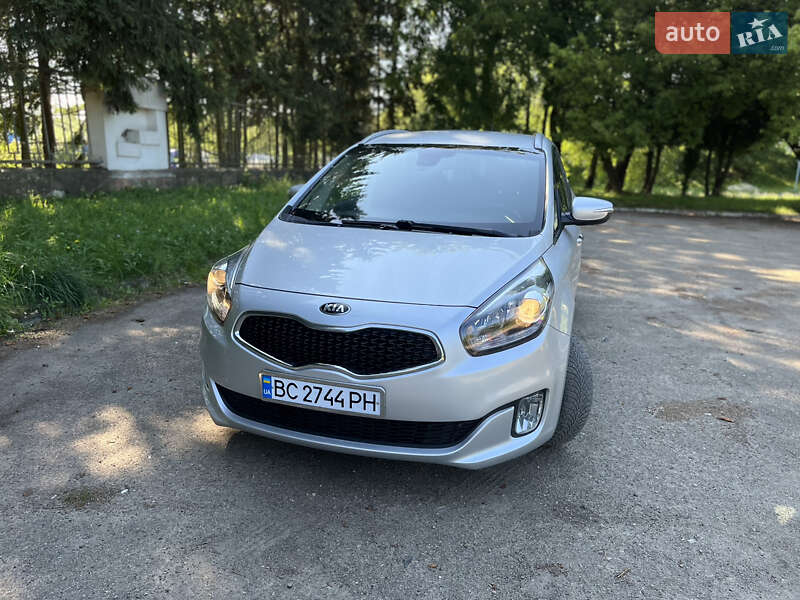 2013 kia carens