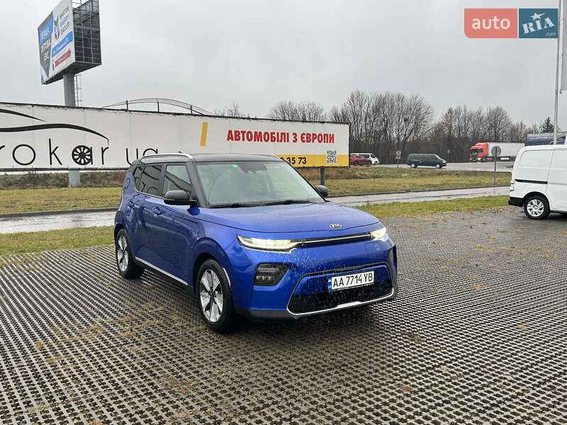 2020 kia soul