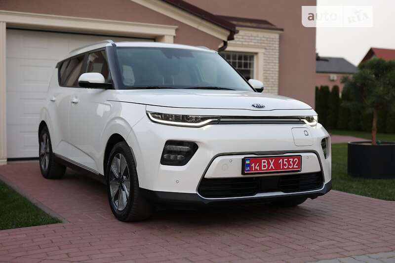 2020 kia soul ev