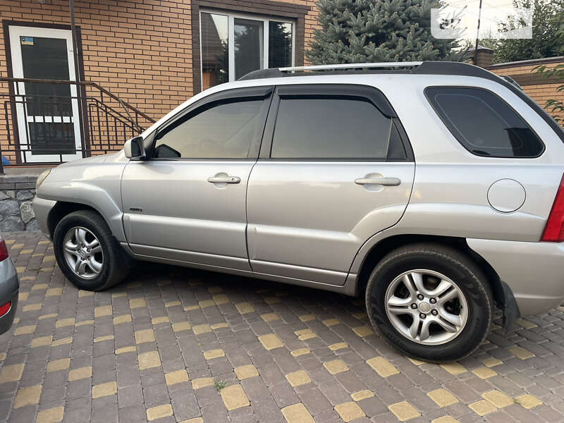 2005 kia sportage