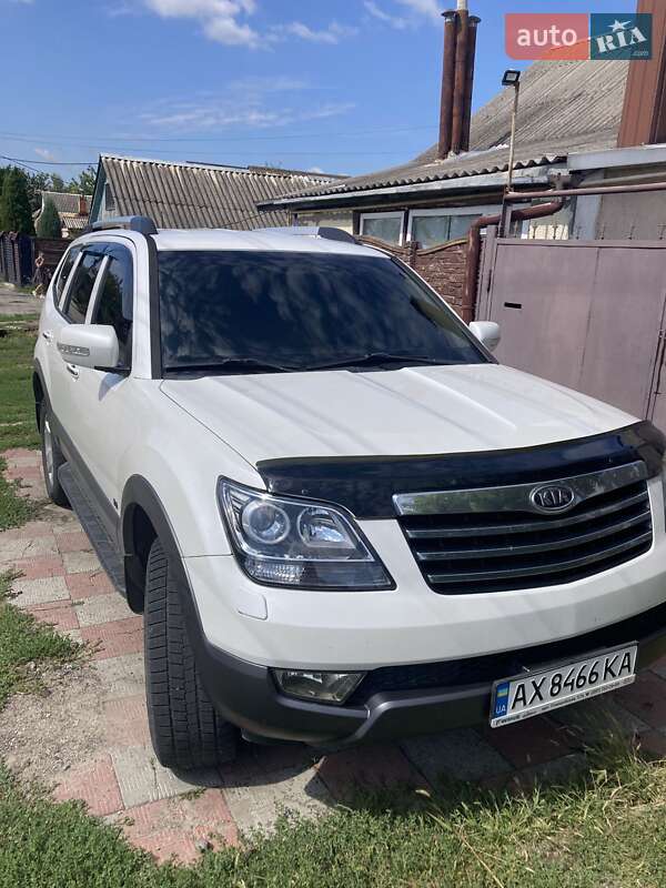 2011 kia mohave