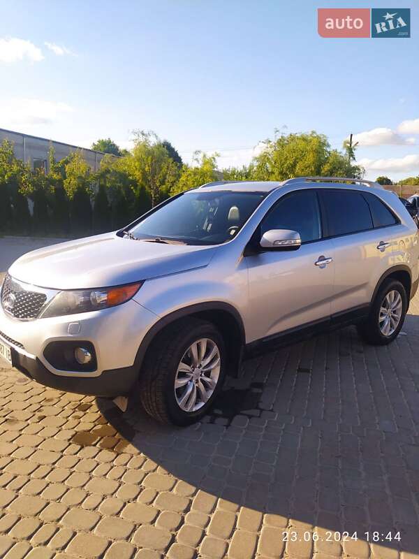 2010 kia sorento