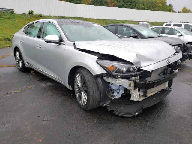 2017 kia cadenza