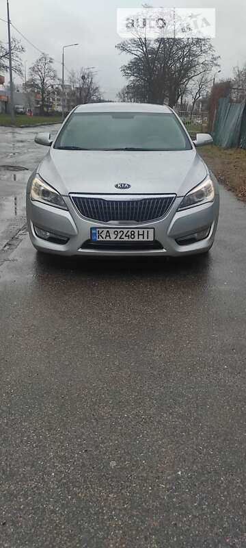 2010 kia k7