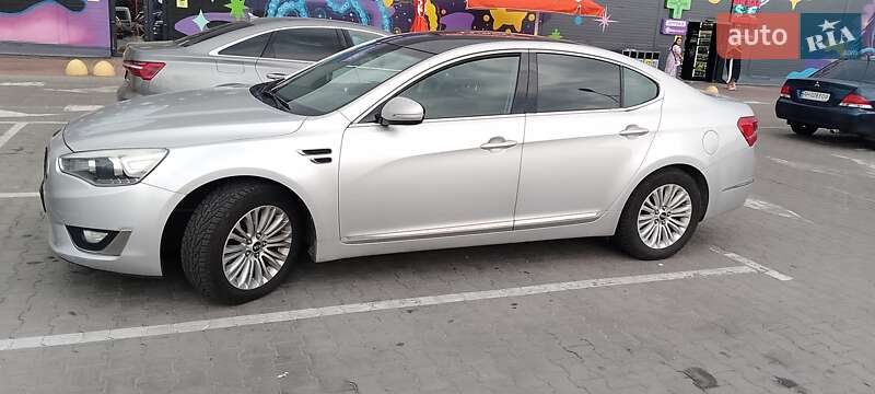 2013 kia k7