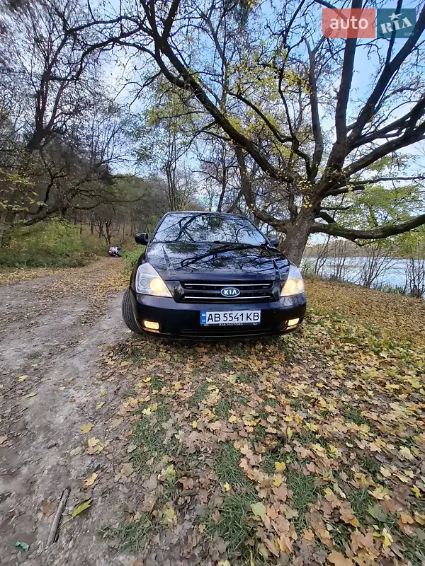 2009 kia carnival