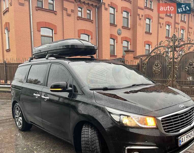 2014 kia carnival