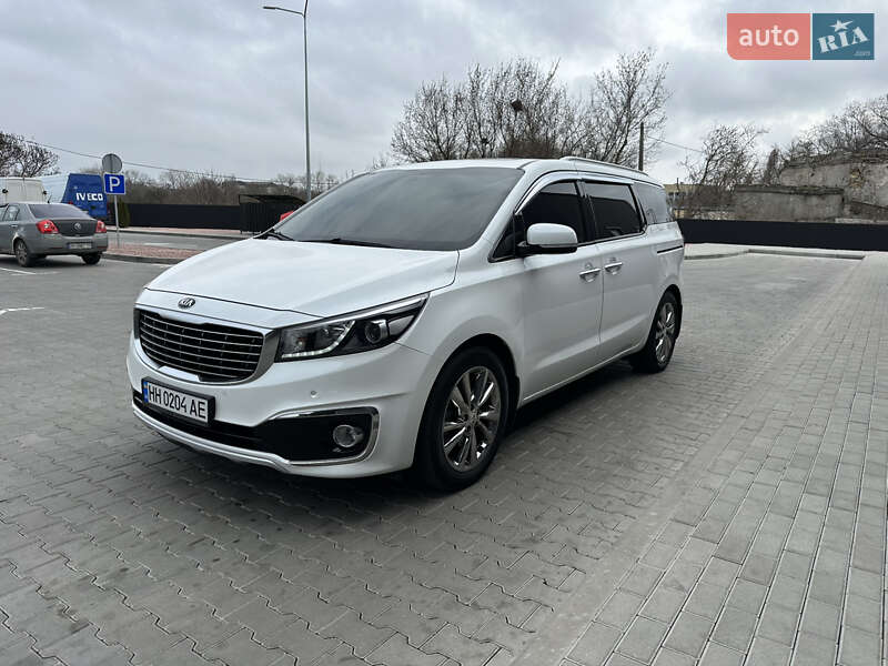 2017 kia carnival