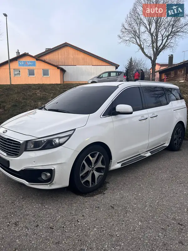 2015 kia carnival
