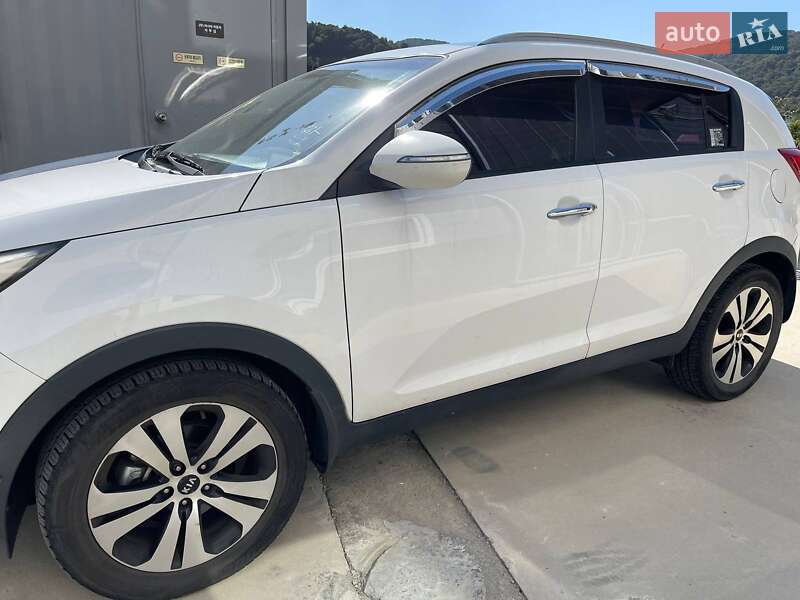2012 kia sportage
