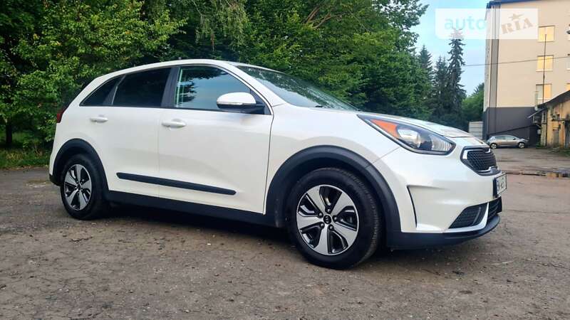 2017 kia niro