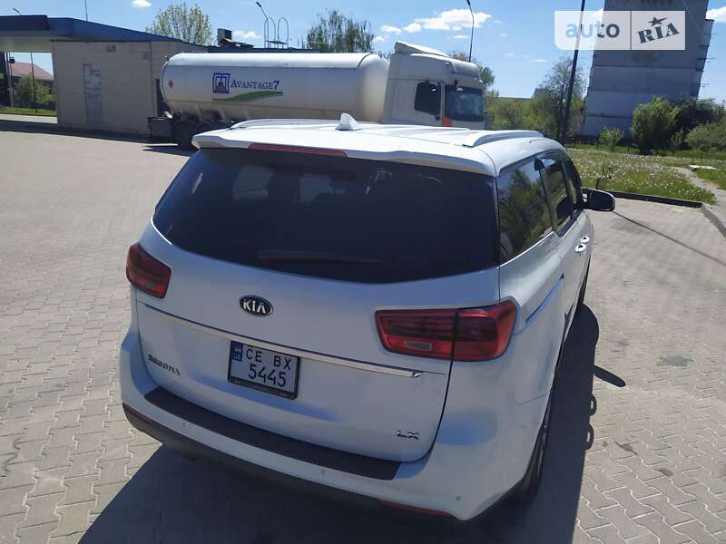 2018 kia sedona