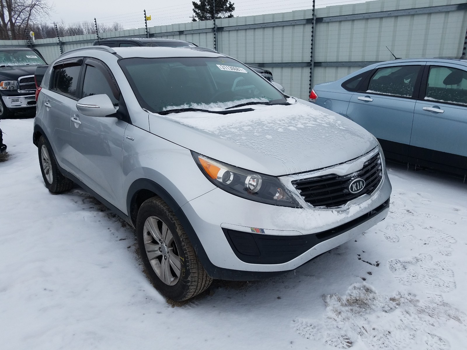 2011 kia sportage l