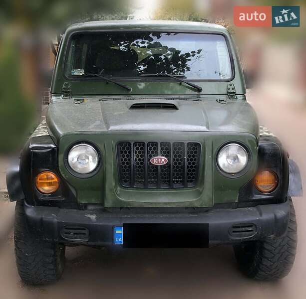 2000 kia retona