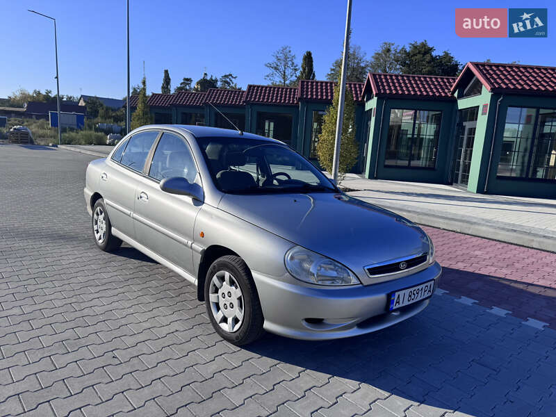 2002 kia rio