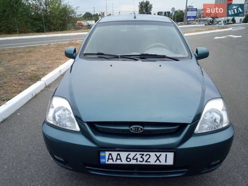 2004 kia rio