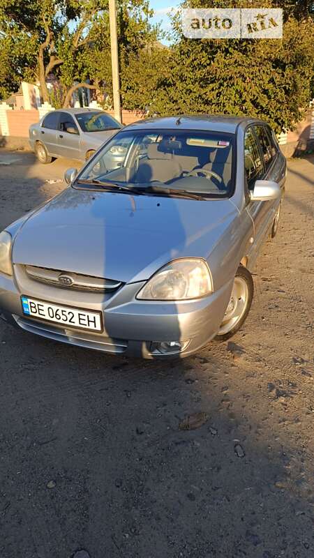 2004 kia rio