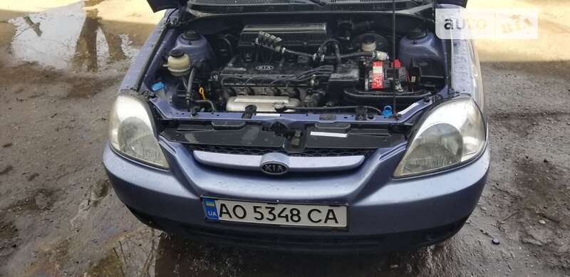 2005 kia rio