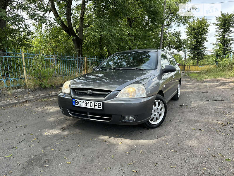 2005 kia rio