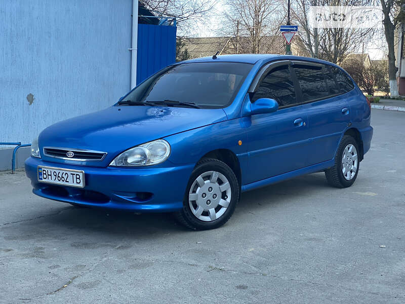 2002 kia rio