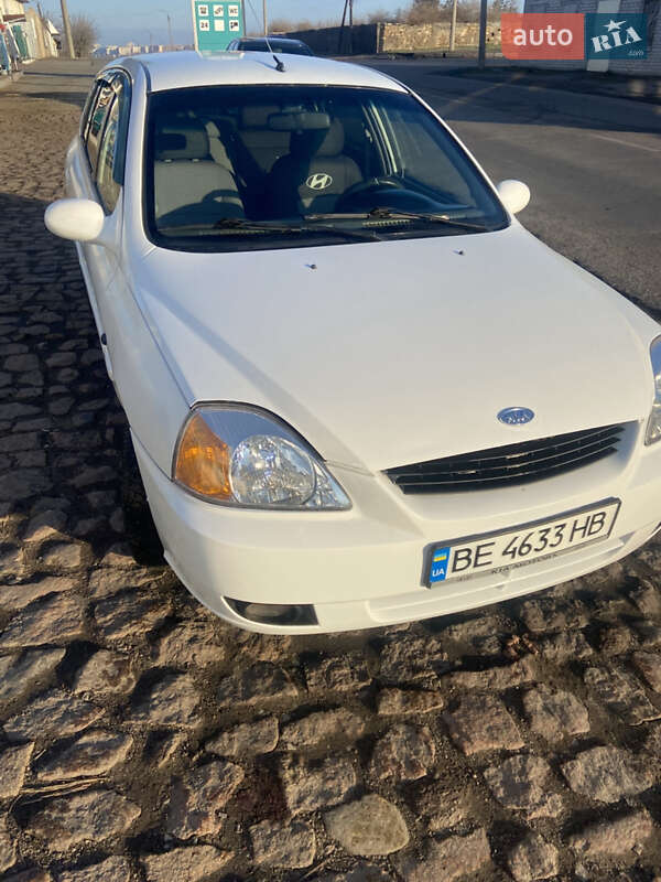 2002 kia rio