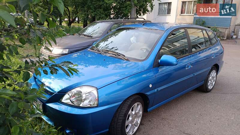 2004 kia rio