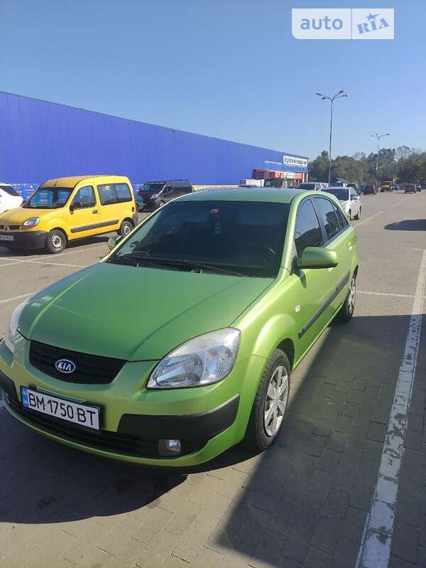 2005 kia rio