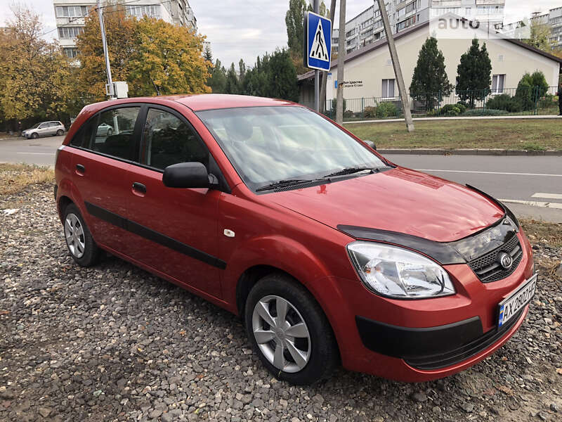 2005 kia rio
